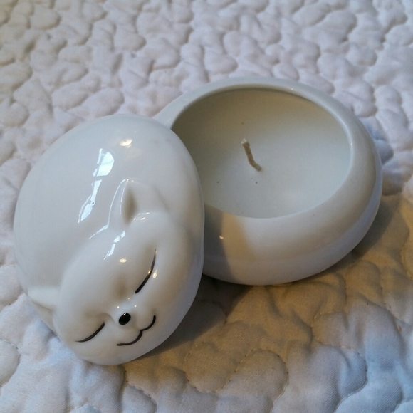 Vintage Ceramic White Round Cat Candle W/ Lid